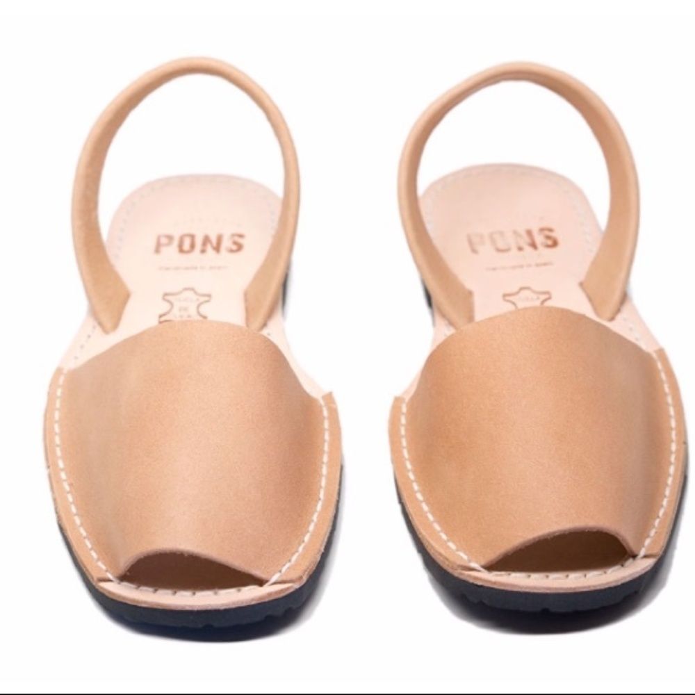 PONS Classic Tan Avarca Sandals